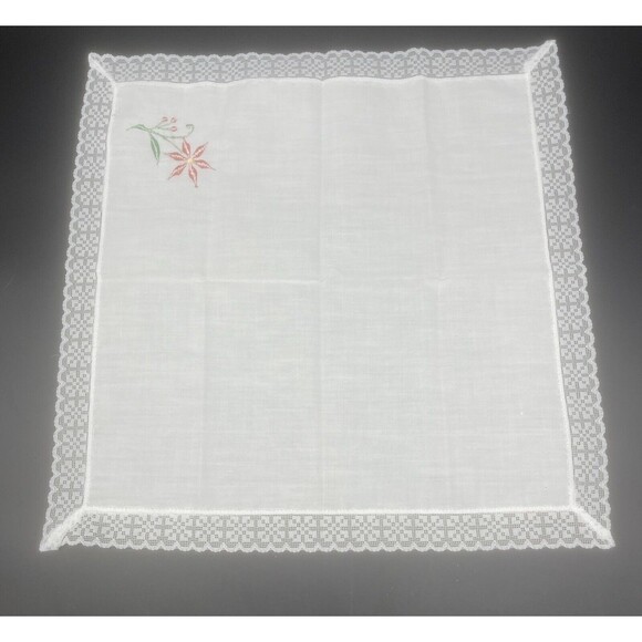 VTG Homemade White Cotton Napkins W/ Red & Green Flower & Lace Edge 16.5” -4 PC - Picture 8 of 10